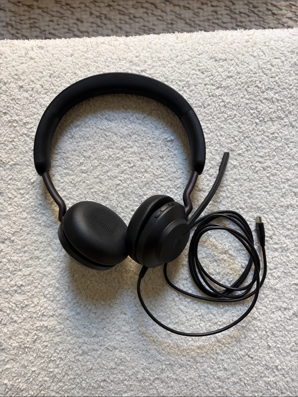 Jabra Evolve 2 40 SE Black Wireless On-Ear Headphones with Boom Microphone